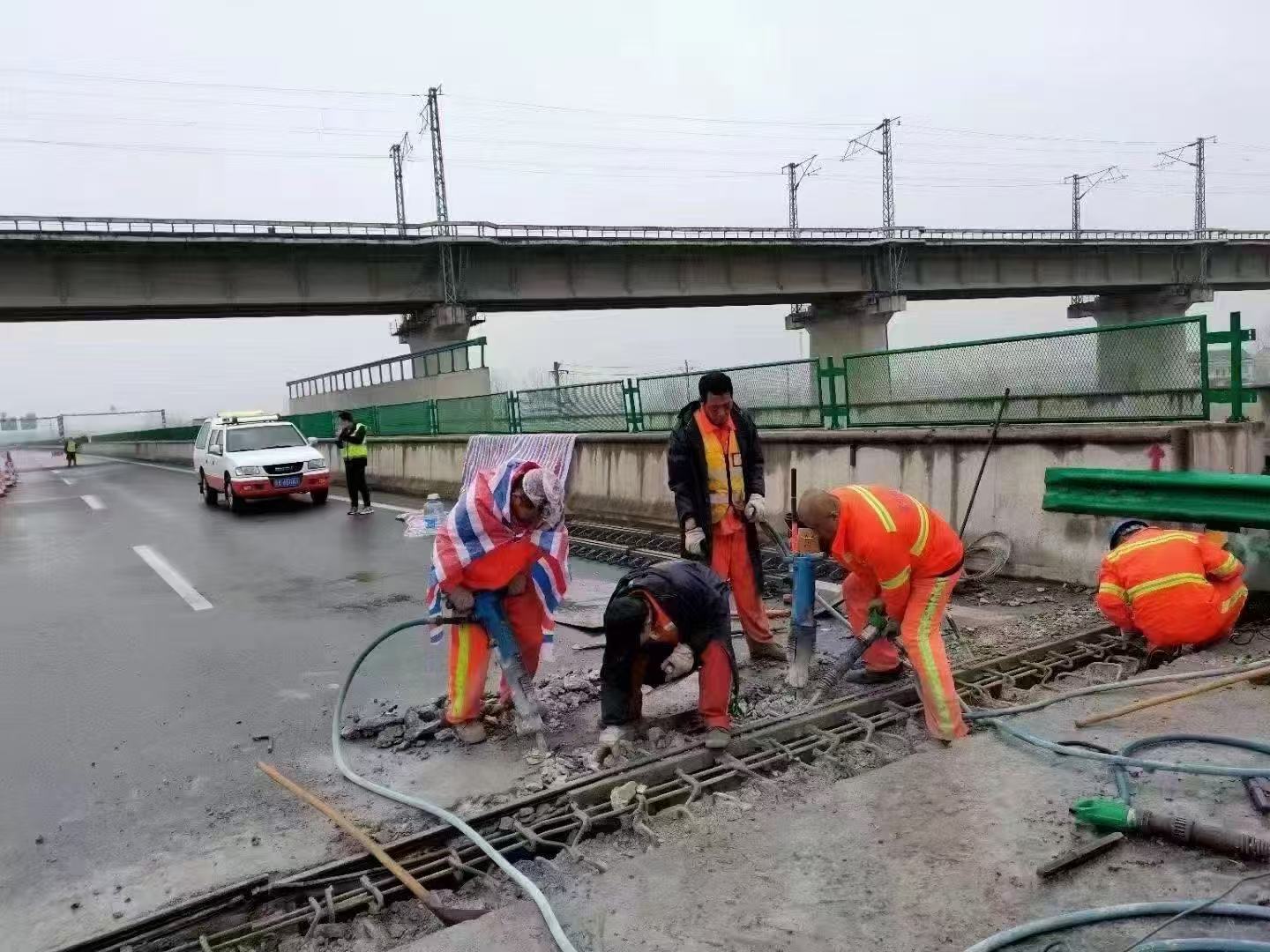 永康桥梁伸缩缝抢修料